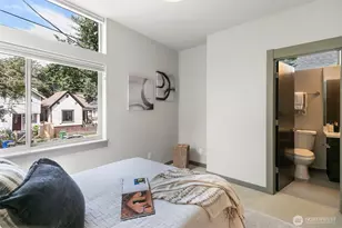 310 21st Ave, Seattle, WA 98122 - Photo 16