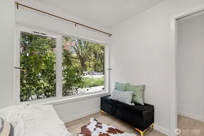 716 11th Avenue E #A, Seattle, WA 98102 - Photo 22