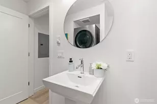 716 11th Ave E, Seattle, WA 98102 - Photo 26