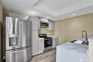 6916 50th St W, University Place, WA 98467 - Photo 30