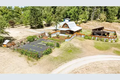 550 Wanamaker, Coupeville, WA 98239 - Photo 2