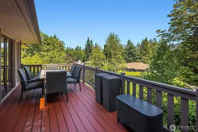 7066 92nd Avenue SE, Mercer Island, WA 98040 - Photo 16