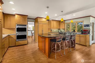7066 92nd Ave SE, Mercer Island, WA 98040 - Photo 10
