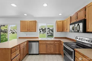 18663 Rainier View Rd SE, Monroe, WA 98272 - Photo 6