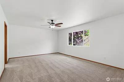 18663 Rainier View Road SE, Monroe, WA 98272 - Photo 10