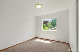 18663 Rainier View Rd SE, Monroe, WA 98272 - Photo 14