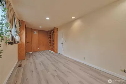 3811 S 239th Street, Kent, WA 98032 - Photo 20