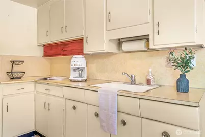 15326 Stone Ave N, Shoreline, WA 98133 - Photo 12