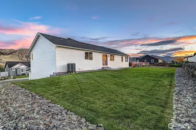 645 S Juli Avenue, East Wenatchee, WA 98802 - Photo 34