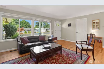 936 165th Avenue SE, Bellevue, WA 98008 - Photo 4