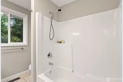 936 165th Avenue SE, Bellevue, WA 98008 - Photo 24