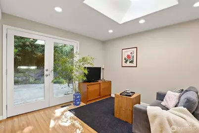 936 165th Avenue SE, Bellevue, WA 98008 - Photo 14