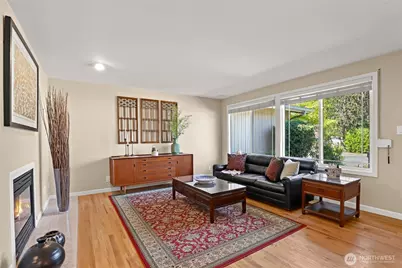 936 165th Avenue SE, Bellevue, WA 98008 - Photo 6