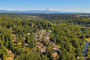 10610 SE 325th Pl, Auburn, WA 98092 - Photo 2