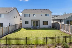 1379 Baker Heights Loop, Bremerton, WA 98312 - Photo 6