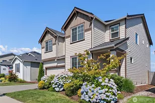 1379 Baker Heights Loop, Bremerton, WA 98312 - Photo 2
