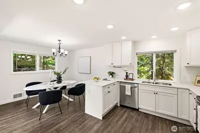 12042 14th Avenue NE, Seattle, WA 98125 - Photo 12