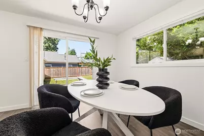 12042 14th Avenue NE, Seattle, WA 98125 - Photo 14