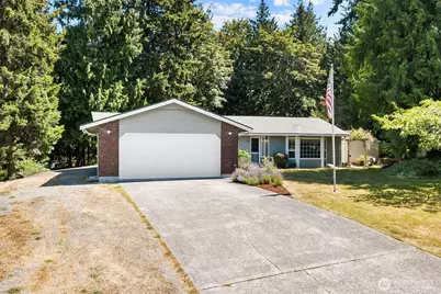 118 N 38th Place, Mount Vernon, WA 98273 - Photo 2