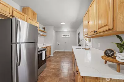 504 Methow Street, Wenatchee, WA 98801 - Photo 2