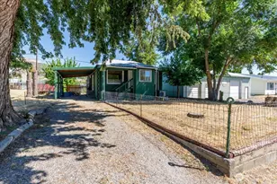 214 A St, Grand Coulee, WA 99133 - Photo 2