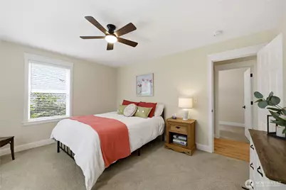 8724 NE Laughing Salmon Lane, Bainbridge Island, WA 98110 - Photo 30