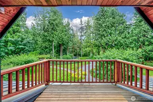8724 NE Laughing Salmon Ln, Bainbridge Island, WA 98110 - Photo 22