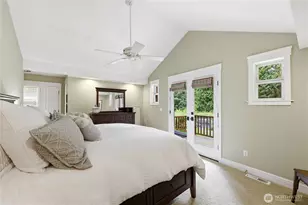 8724 NE Laughing Salmon Ln, Bainbridge Island, WA 98110 - Photo 24