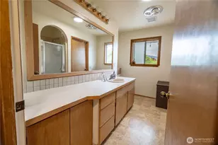 66 Boundary Point Rd, Oroville, WA 98844 - Photo 20