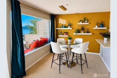 2002 N 30th Street #303, Tacoma, WA 98403 - Photo 4