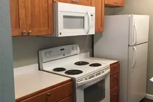 712 N 143rd St, Seattle, WA 98133 - Photo 16