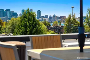 2723 Yale Terrace Ave E, Seattle, WA 98102 - Photo 20