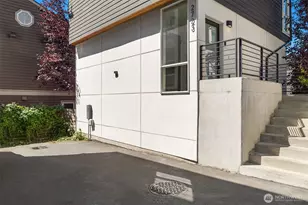 2723 Yale Terrace Ave E, Seattle, WA 98102 - Photo 34