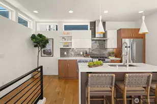 2723 Yale Terrace Ave E, Seattle, WA 98102 - Photo 8