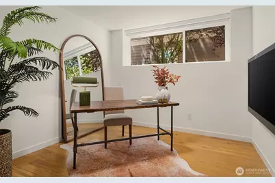 2723 Yale Terrace Avenue E, Seattle, WA 98102 - Photo 30