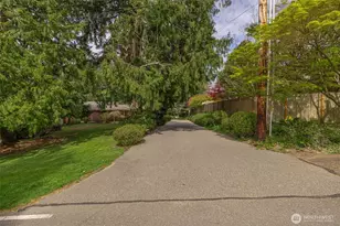 8957 188th St SW, Edmonds, WA 98026 - Photo 24
