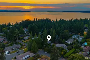 8957 188th St SW, Edmonds, WA 98026 - Photo 2