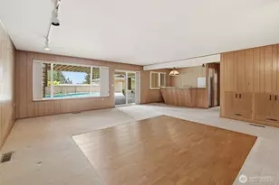 8957 188th St SW, Edmonds, WA 98026 - Photo 22