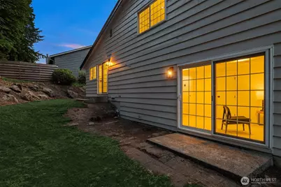 12523 NE 138th Place, Kirkland, WA 98034 - Photo 32