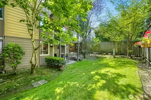 8240 126th Ave NE, Kirkland, WA 98033 - Photo 18