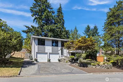 22202 Meridian Avenue S, Bothell, WA 98021 - Photo 1