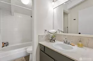 3717 Beach Dr SW, Seattle, WA 98116 - Photo 16