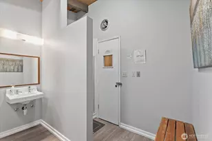 3717 Beach Dr SW, Seattle, WA 98116 - Photo 20