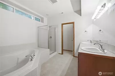5210 S 3rd Avenue #B, Everett, WA 98201 - Photo 6