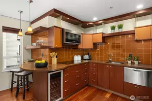 3028 Western Ave, Seattle, WA 98121 - Photo 6