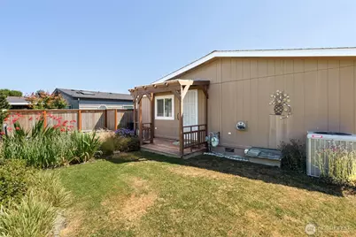 2610 E Section Street #88, Mount Vernon, WA 98274 - Photo 8