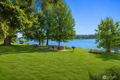 10527 SE 27th Street, Beaux Arts Village, WA 98004 - Photo 40