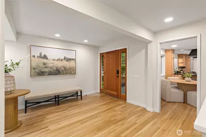 10527 SE 27th Street, Beaux Arts Village, WA 98004 - Photo 4