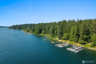 10527 SE 27th Street, Beaux Arts Village, WA 98004 - Photo 2