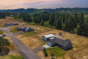 28 Shorthorn Ln, Oakville, WA 98568 - Photo 2
